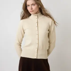 H10387 ALMOND