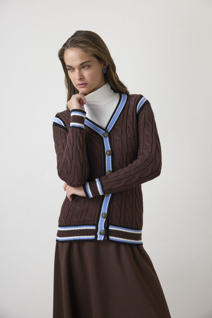 H10687 BROWN