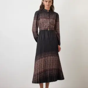 M1204 BLACK
