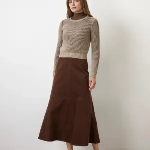 M1313 BROWN